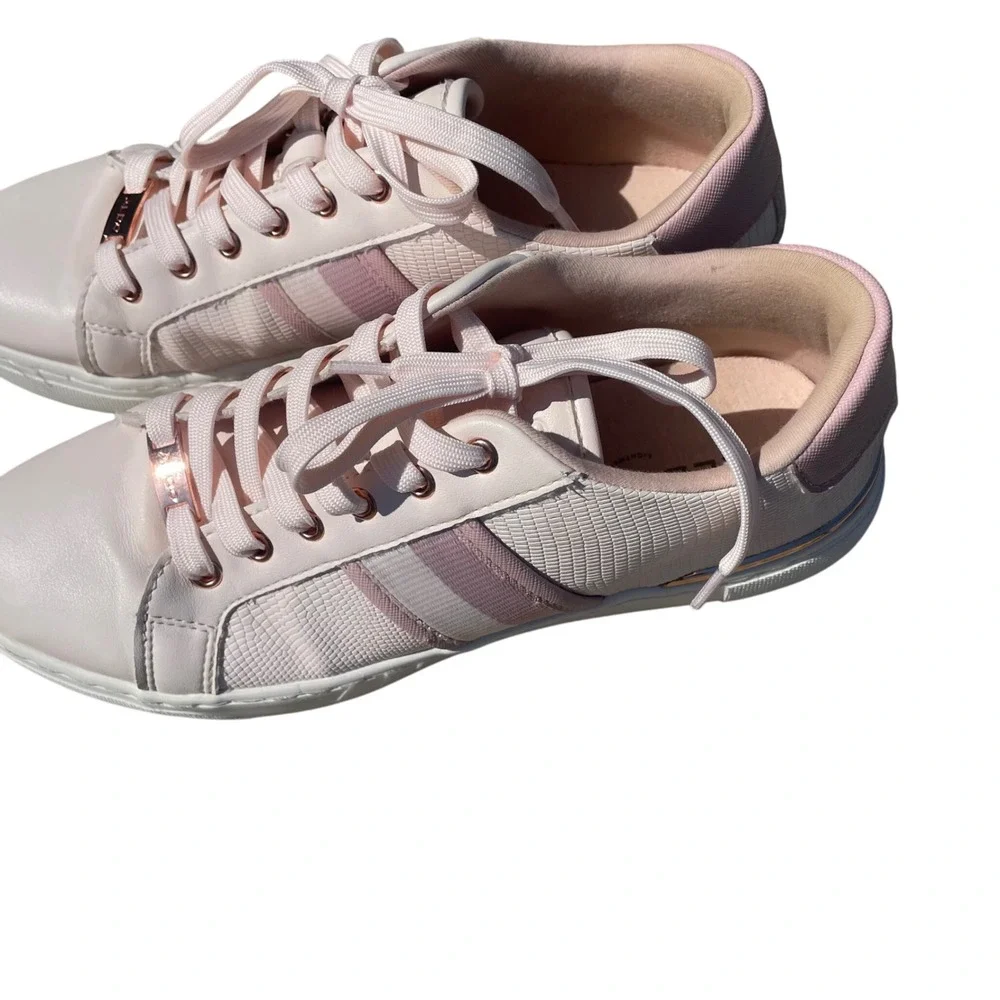 Aldo Women's Sneakers Size 9‎ Pink White Rose Gold Lightweight Casual Shoes